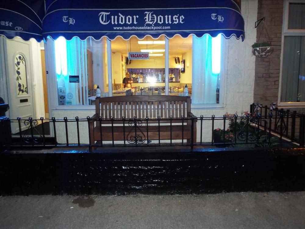 Tudor House بلاكبول المظهر الخارجي الصورة